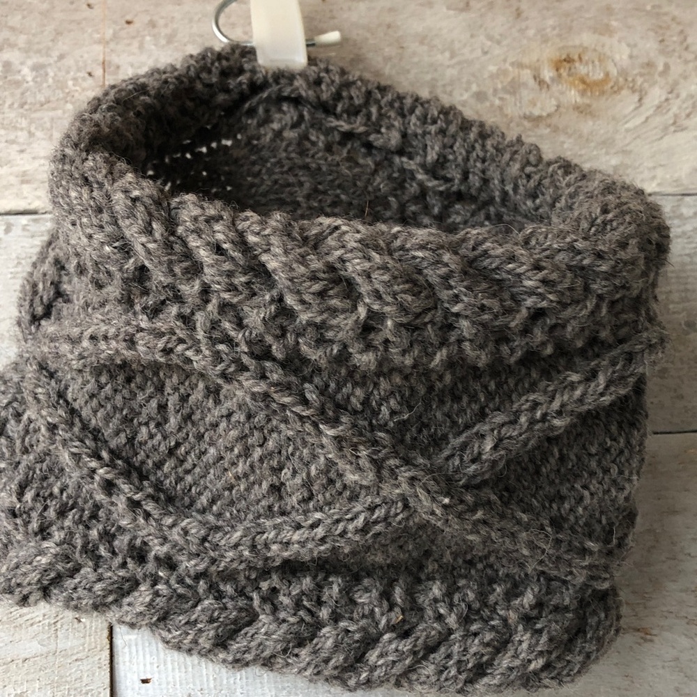 Hand knit cable cowl scarf
